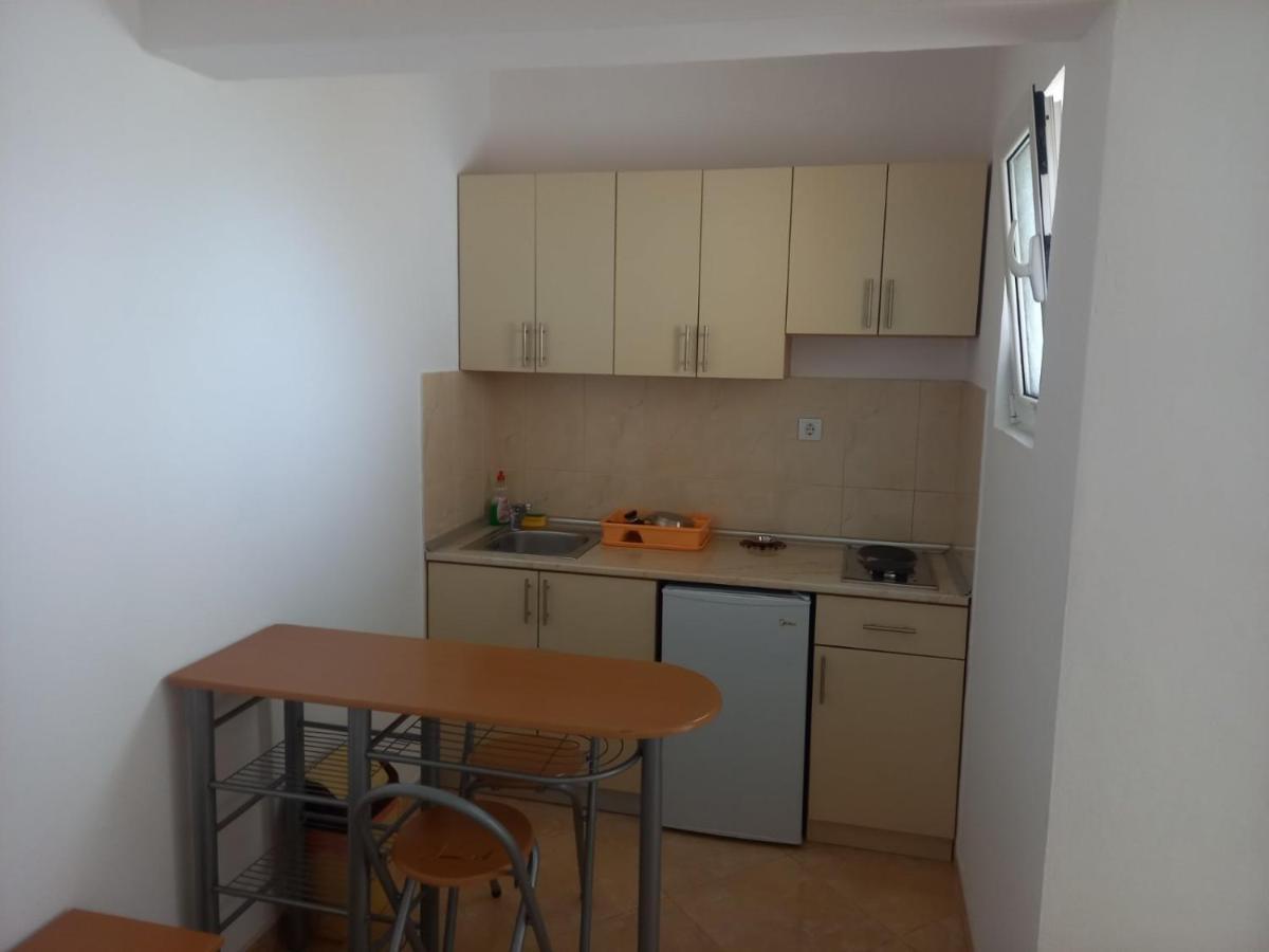 Apartments Percobic Sutomore Luaran gambar